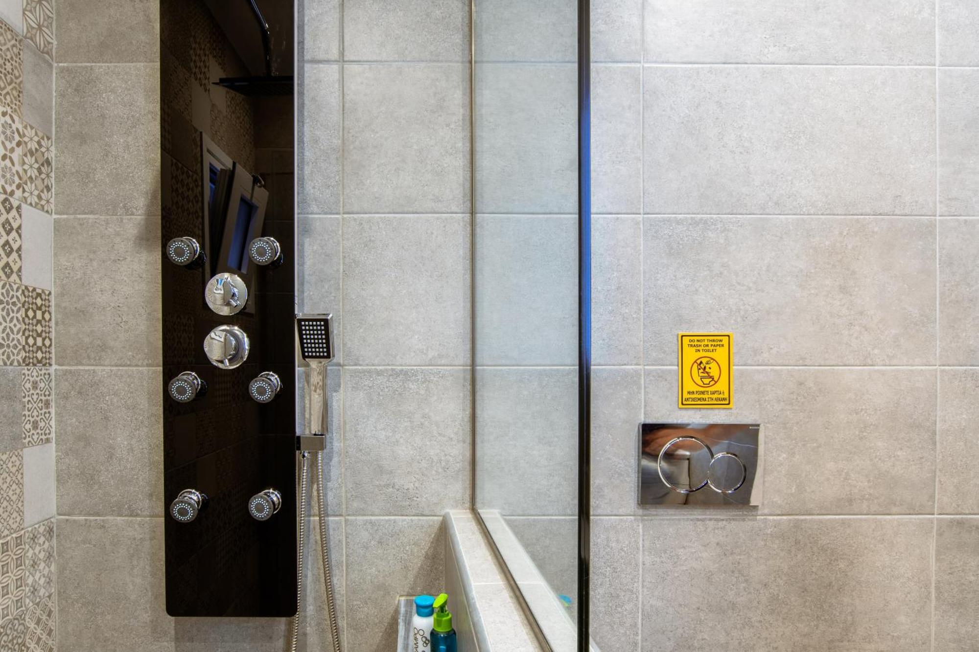 Kares Dream House * Chrissi Akti Chania